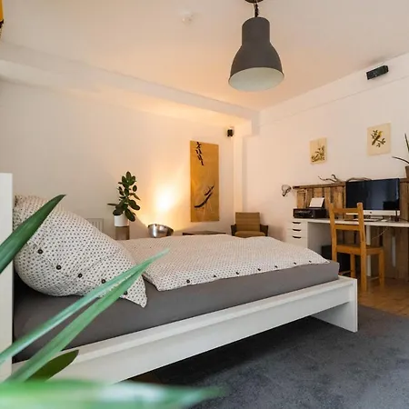 230 M2 Loft Mit Eigenem Wintergarten Mit Tischtennis & Dart, Kostenloser Parkplatz Apartment