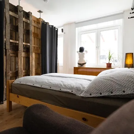 Apartment 230 M2 Loft Mit Eigenem Wintergarten Mit Tischtennis & Dart, Kostenloser Parkplatz Erfurt